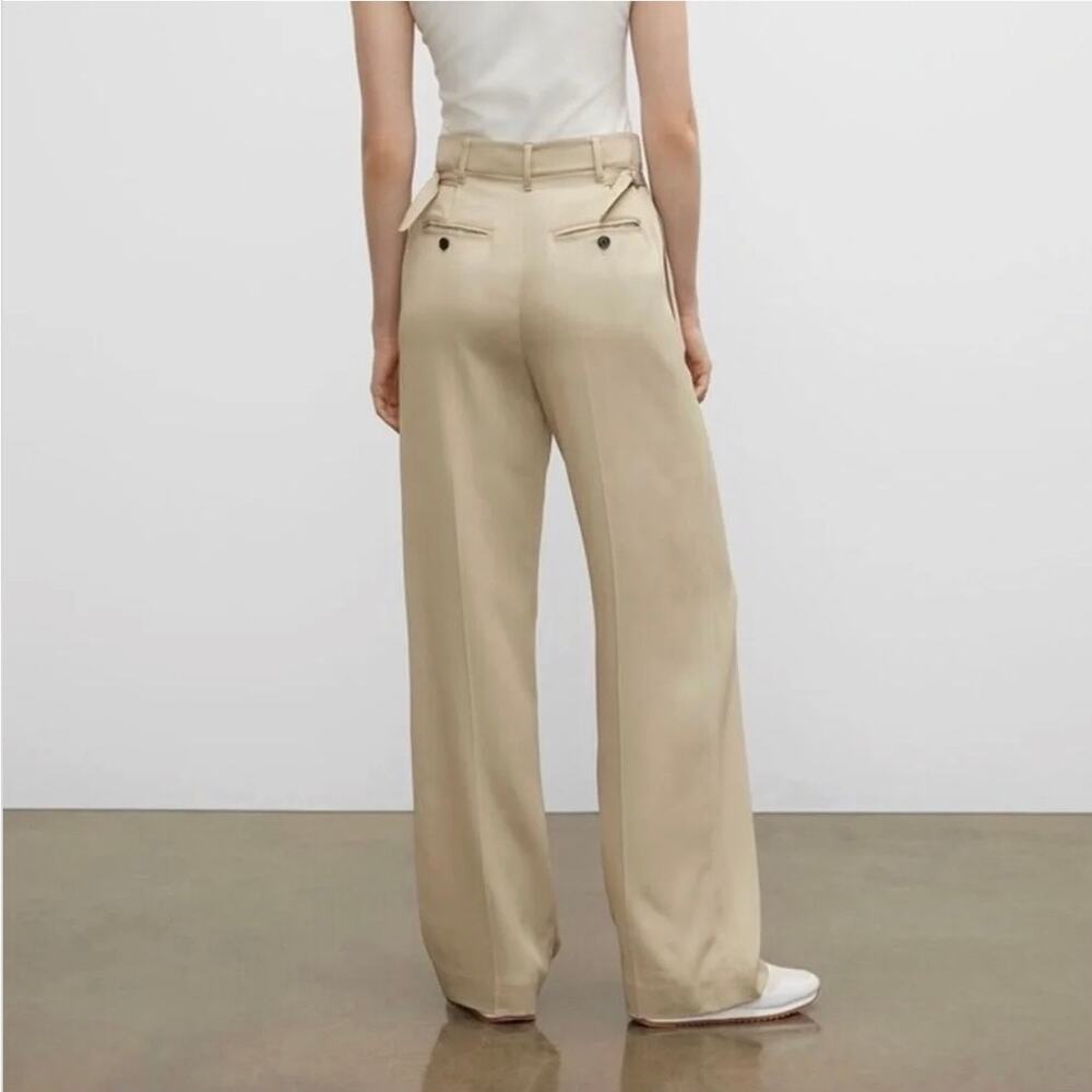 Club Monaco Tab Detail khaki (beige) Pants Size 2